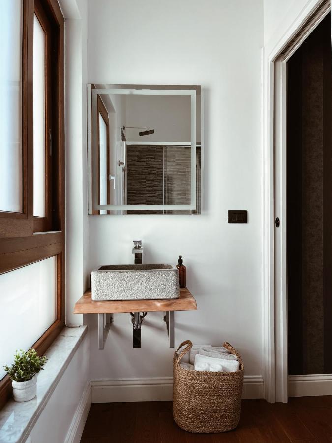 Kero Luxury Rooms Cagliari Ngoại thất bức ảnh